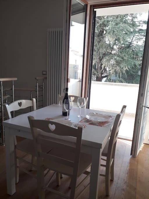Appartamento Il Giardinetto 레조넬에밀리아 외부 사진